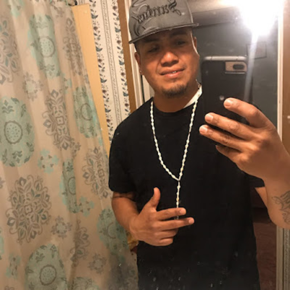 Meet your Posher, Carlos